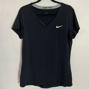 Nike Pro shirt (XL)